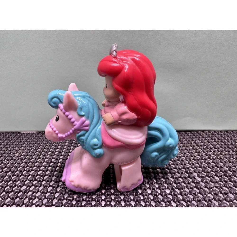 Fisher-Price Little People Klip Klop Disney Princesses Belle & Ariel